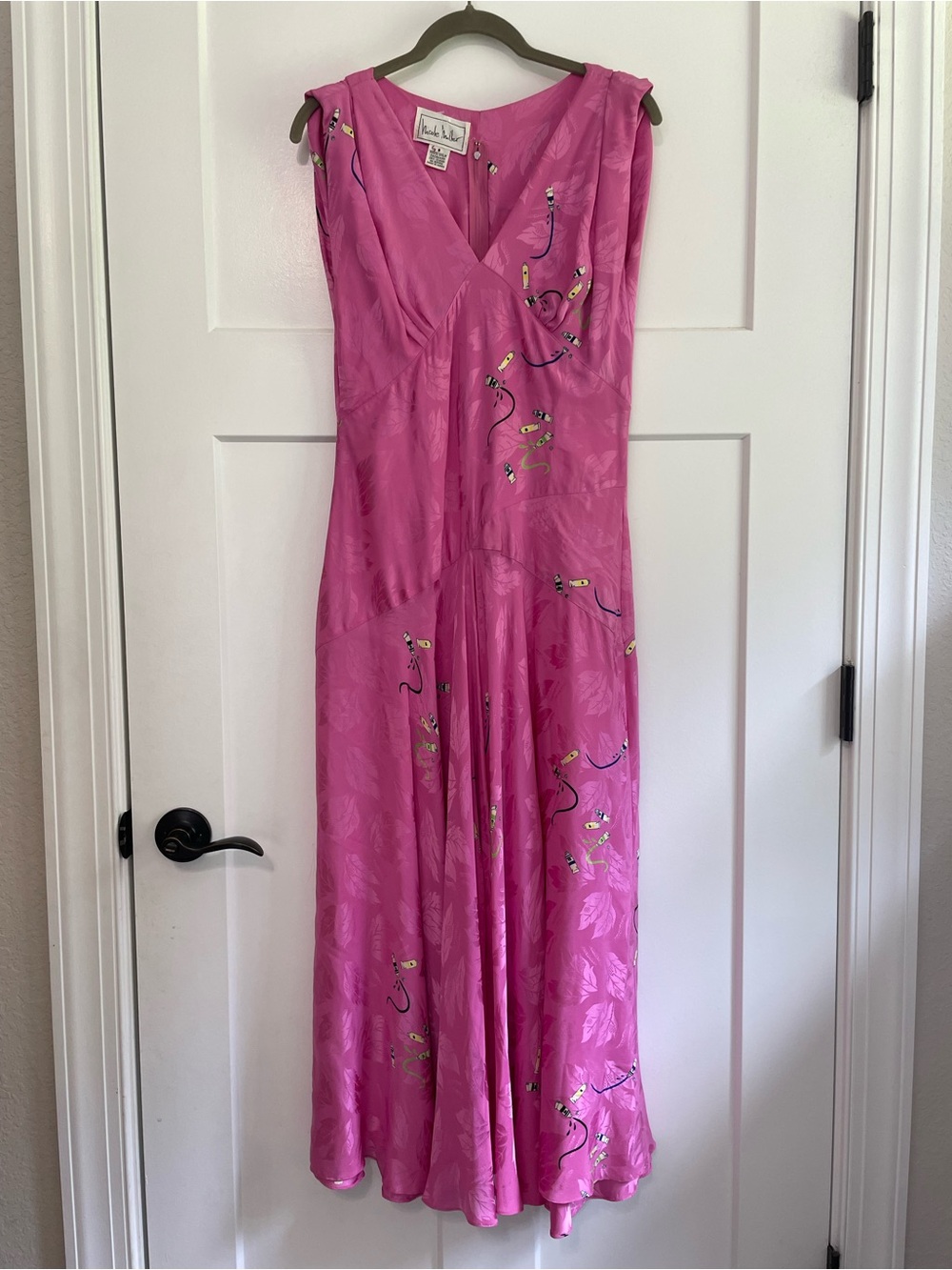 Rare Vintage Nicole Miller 100% Silk Paint Tube Novelty Print Jacquard Maxi Dres - Picture 2 of 10